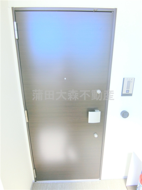 クレヴィスタ蒲田Ⅱの玄関