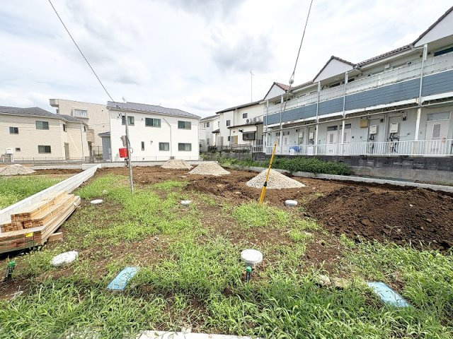 【外観】 | 新座市野寺1丁目　新築一戸建住宅　全5棟　(保谷店) | 浴室には換気暖房乾燥機がついており、雨の日や花粉の時期も気にせずお洗濯できます！