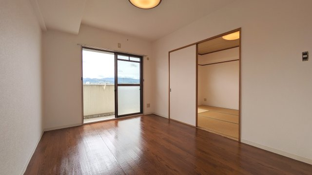 【内装】