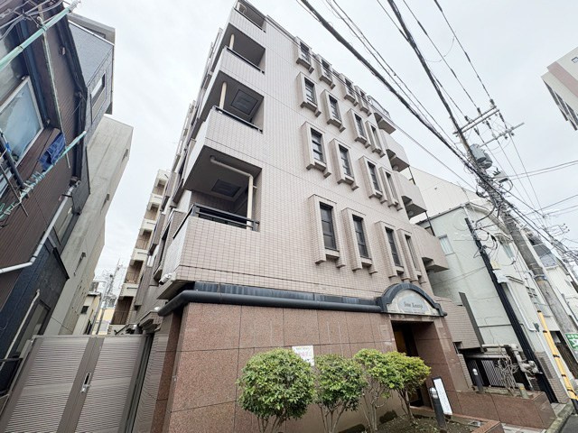【現況写真】 | シティオ高円寺 | 前面道路と外観の様子です。～即日のご見学可能～　お問合せはお気軽にどうぞ。
