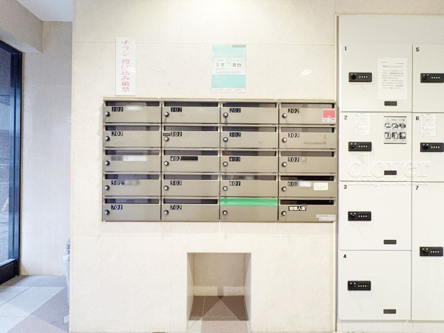 【設備】 | シティオ高円寺 | ロック式の集合ポスト。セキュリティや個人情報に対する意識の高まりが強い昨今では、ポストにロックがかかることも大事なポイントになります。～即日のご見学可能～　お問合せはお気軽にどうぞ。