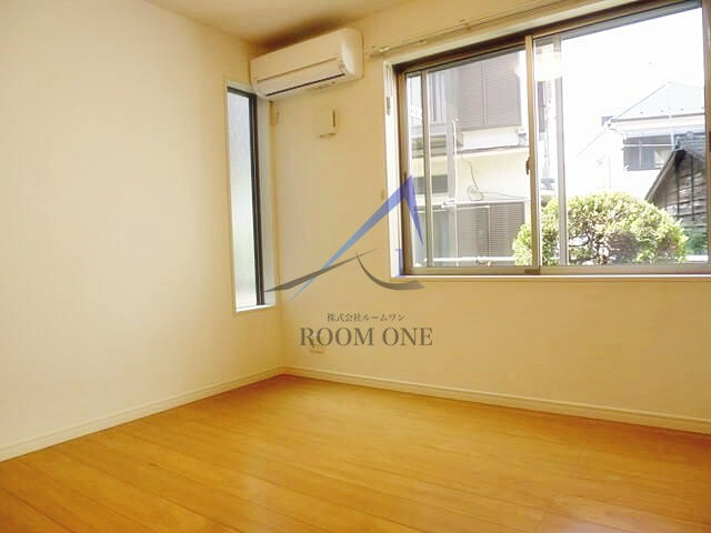 ＶＩＬＬＡ　ＶＩＥＮＴ　ＴＯＧＯＳＨＩＫＯＥＮの居間・リビング|洋室のお部屋です。