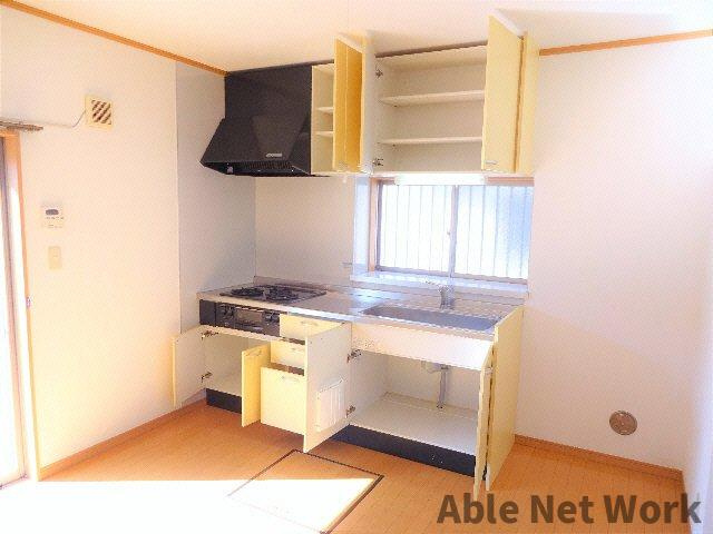 グレースＫ　Ⅰのキッチン|収納豊富