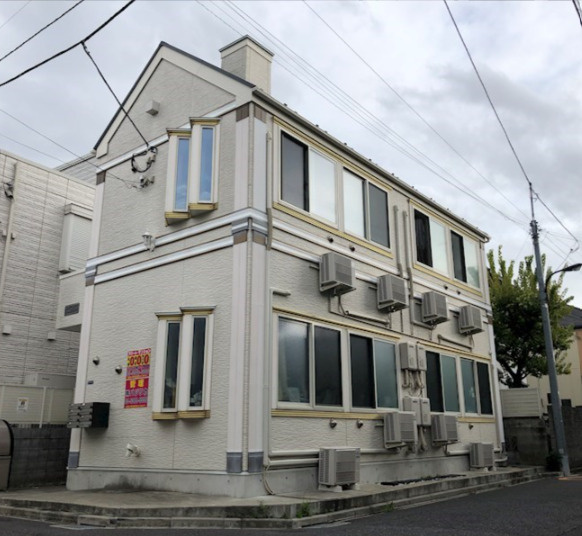 新宿区中落合４丁目のアパートの外観