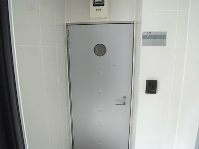 【玄関】ヴァンテ　新中野 