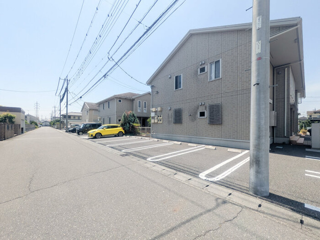 【駐車場】 | ラフィーネ Ⅱ | 駐車場