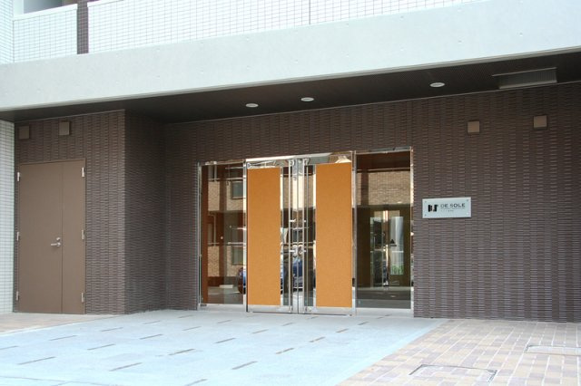 デ・ソーレ東池袋のエントランス