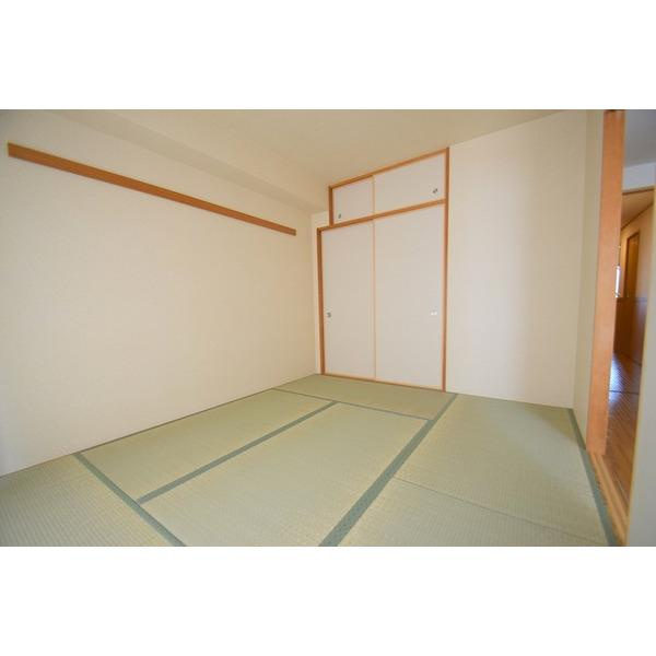 グランビヤンフェの和室