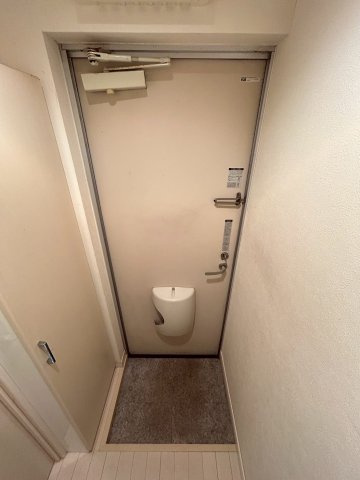 【玄関】