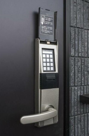 柏市つくしが丘４丁目のアパートのセキュリティ