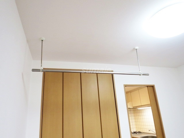 エレガンス８番館の内装|お部屋に洗濯物干せます☆