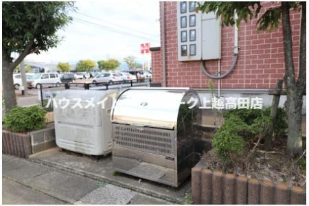 エスポワール大豆 Ｂのその他共用部分|敷地内ゴミステーション（民間回収）