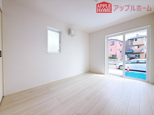 [新築住宅] 羽生市南5丁目 1期 全1棟の洋室|居室は全室収納あり！たっぷりある収納活用でお部屋もキレイを保てます♪