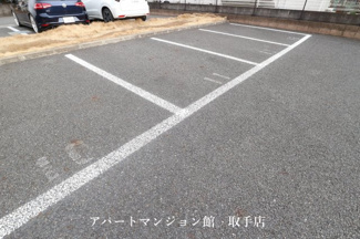 【駐車場】