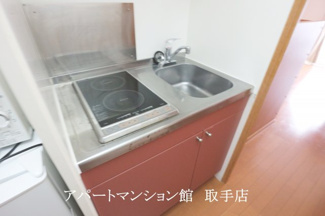 【キッチン】 | レオパレスレイクサイド | 画像4