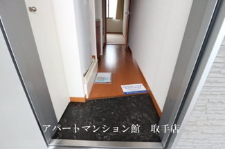 【玄関】 | レオパレスあらた | 画像10