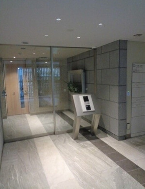 ライオンズ千代田岩本町ミレスーKDAのロビー