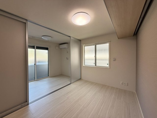 セレスティア東梅坪の居間・リビング