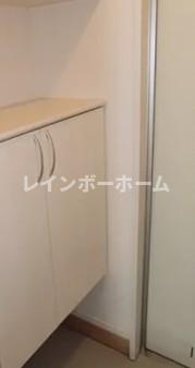 ラビネ和光の玄関