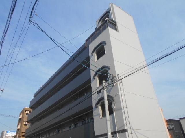 ラクラスコート山王の外観
