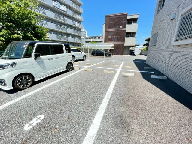 【駐車場】 | サンモール秀栄