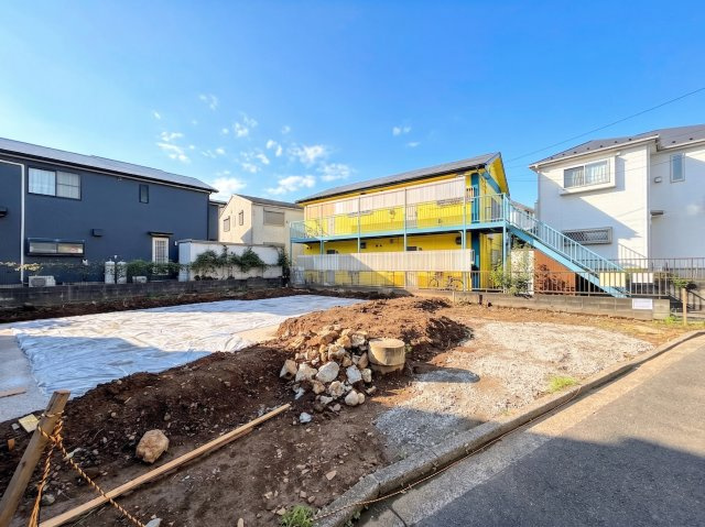 戸塚区下倉田町　新築戸建て　第２の外観|◆堂々たる趣ながら、主張し過ぎずどこか余裕を感じさせるシャープなフォルムで佇む邸宅は、晴天の空と照らし合わせる事で、本来あるべき完成形の姿を見せてくれます。