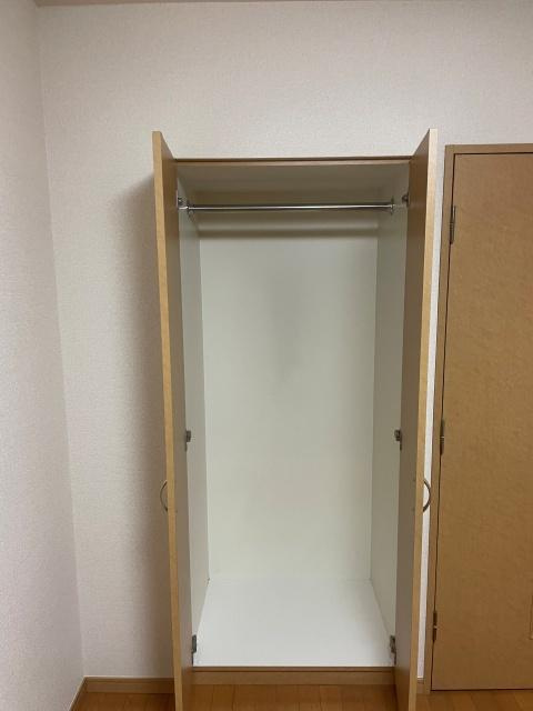 ルーブル早稲田弐番館の収納