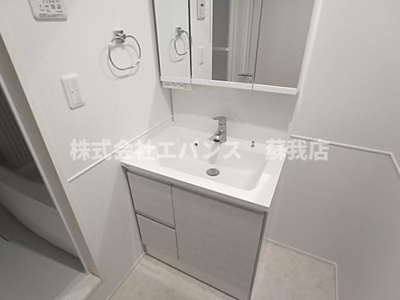 【独立洗面台】 | タウンコート | 独立洗面台あり、毎朝おしゃれに忙しい女性の方におすすめです