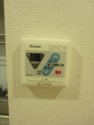 【設備】 | ラフィネ【SHM】 | 玄関にはたっぷり収納できる下駄箱あり♪