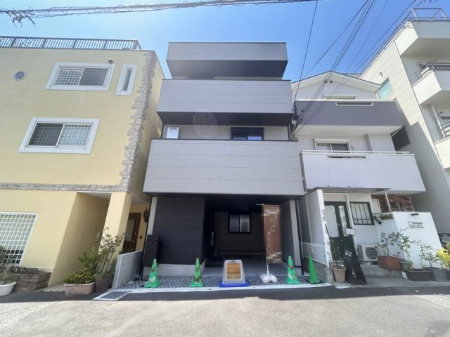 神戸市中央区神若通3丁目　新築戸建の外観