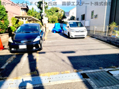 【駐車場】 | フロイデヴォーヌング