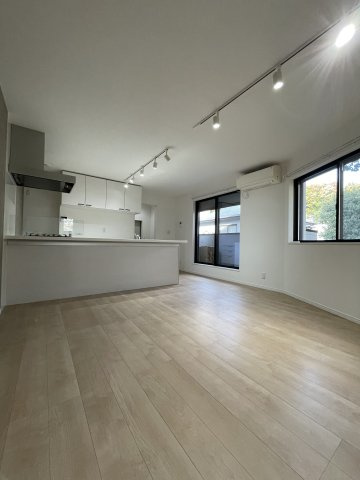 中山荘園　LOHAUSの居間・リビング