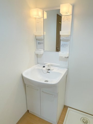 【洗面所】 | ピレネ園田　３０１