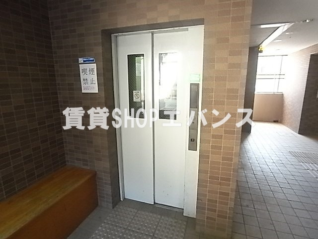 【エントランス】 | メイグリーン塚田
