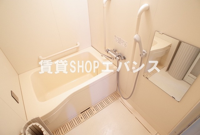 【浴室】 | メイグリーン塚田