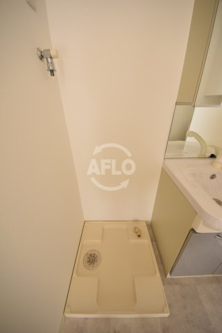 ジュネーゼ京町堀パークサイドの設備|ジュネーゼ京町堀パークサイド　室内洗濯機置き場