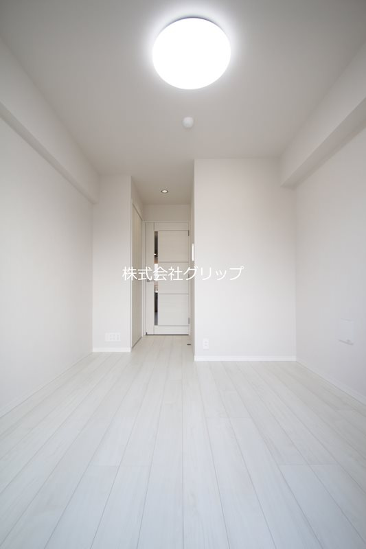 Le'aMARKS横濱弐番館の居間・リビング