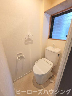 【トイレ】 | オフィス・みざ　箕輪マンション | ※同タイプの写真となり、実際のお部屋とは異なる場合があります