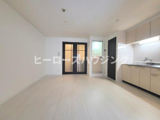 【居間・リビング】 | オフィス・みざ　箕輪マンション | ※同タイプの写真となり、実際のお部屋とは異なる場合があります