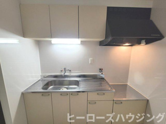 【キッチン】 | オフィス・みざ　箕輪マンション | ※同タイプの写真となり、実際のお部屋とは異なる場合があります