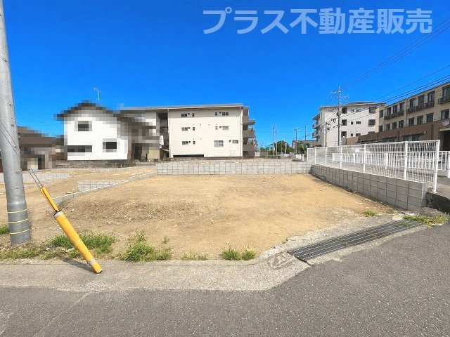 【外観】 | 福岡市東区多の津5丁目1期　4号棟（全5棟）【仲介手数料無料・0円】 | 現地写真。プラス不動産販売なら、現場の全ての棟をまとめてご見学頂けます。