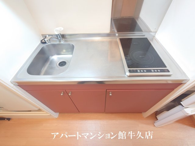 牛久市中央５丁目の賃貸マンションのキッチン