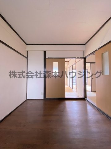 【居間・リビング】 | 　大日松原マンション | 使い勝手のいい居間です