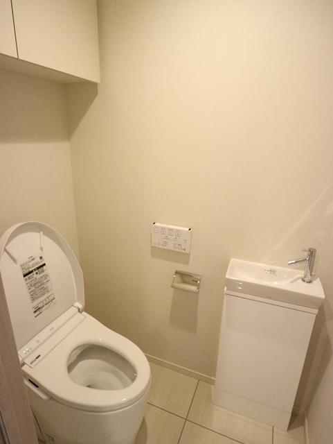 ＴＨＥ　ＣＯＵＲＴ　神宮外苑のトイレ|※写真は同タイプ住戸です。