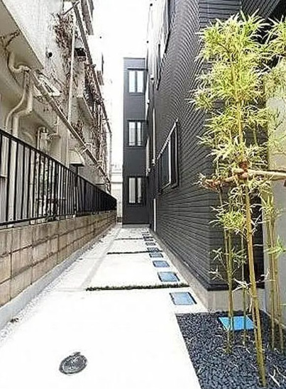 【エントランス】フルーレ　早稲田鶴巻町 