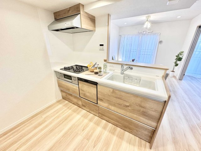 逗子マリーナ厚生用建物4号棟のキッチン|＜施工例＞キッチン