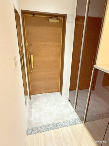 CITY SPIRE桜川I　仲介手数料無料の玄関
