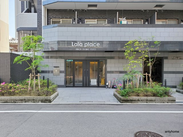 ララプレイス阿波座駅前フェリオ 仲介手数料無料のエントランス