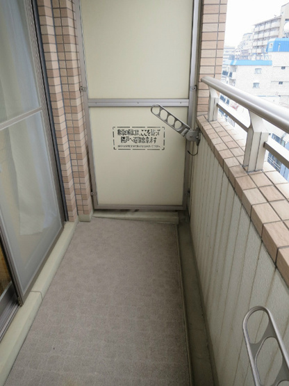 【バルコニー】