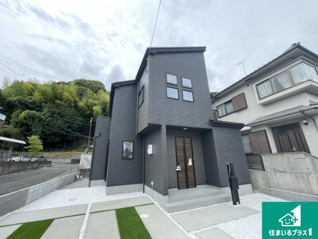 大津市秋葉台　第2期　新築一戸建ての外観|ずっと住んで頂きたいから何年たっても流行に左右されないシンプルかつスタイリッシュな外観！

